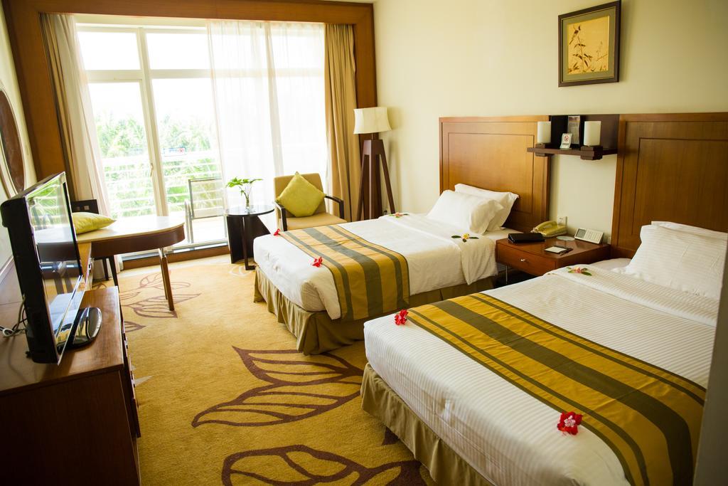 Wan Jia Hotel Resort Sanya Bagian luar foto
