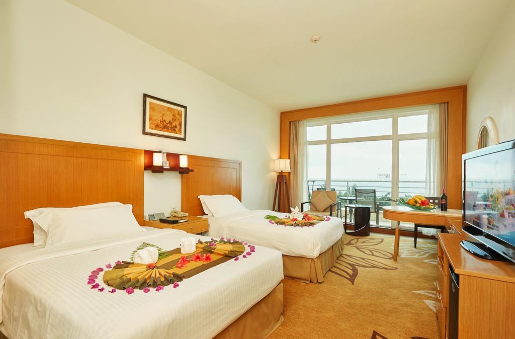 Wan Jia Hotel Resort Sanya Bagian luar foto
